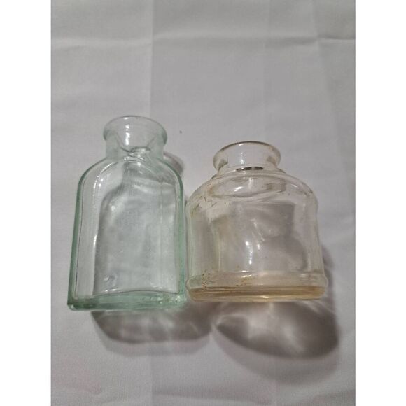 Vintage 2 Glass Medicine Elixir Apothecary Bottles Collectibles Decor Farmhouse - Picture 2 of 6